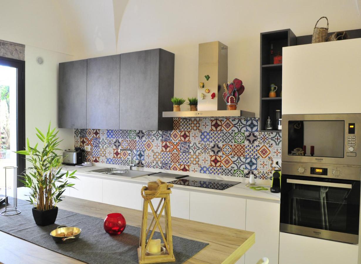 Petra Lavica Holiday Home by Wonderful Italy Catania Esterno foto